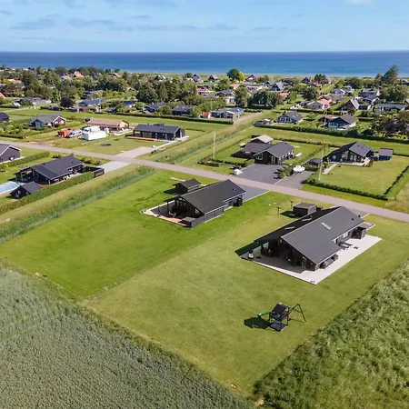 Thalie - 400m From The Sea By Interhome *